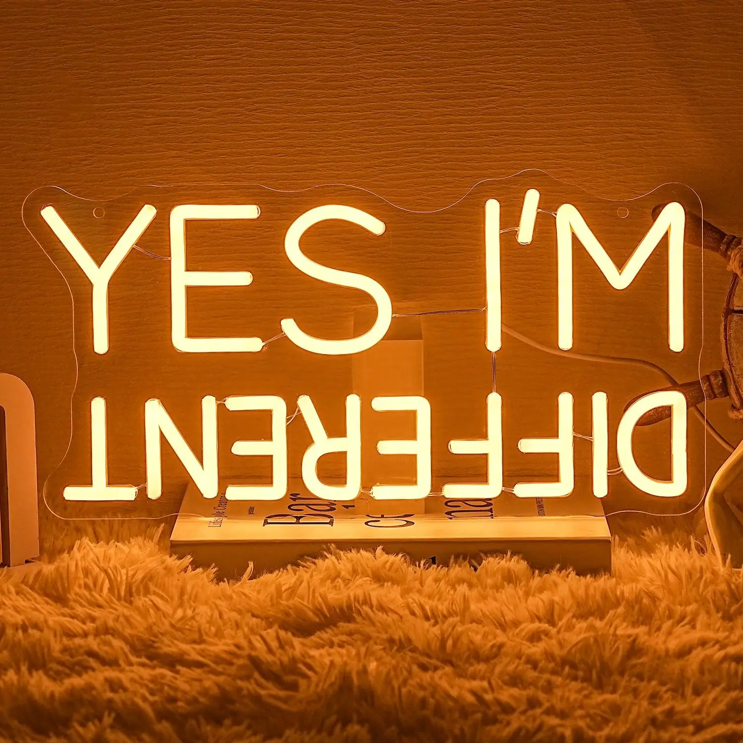 Yes I'm Different Neon Sign LE - Outdoor Lighting Quotes avis et prix