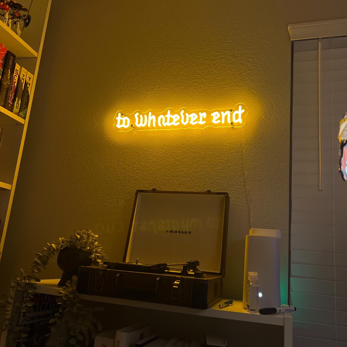 To Whatever End Neon Sign: ACO - Outdoor Lighting Quotes avis et prix