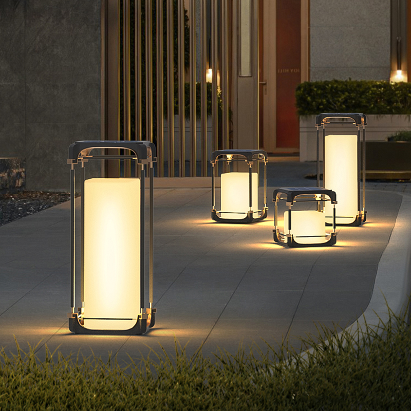 Luminous floor lamp courtyard  - Outdoor Lighting And Decor avis et prix